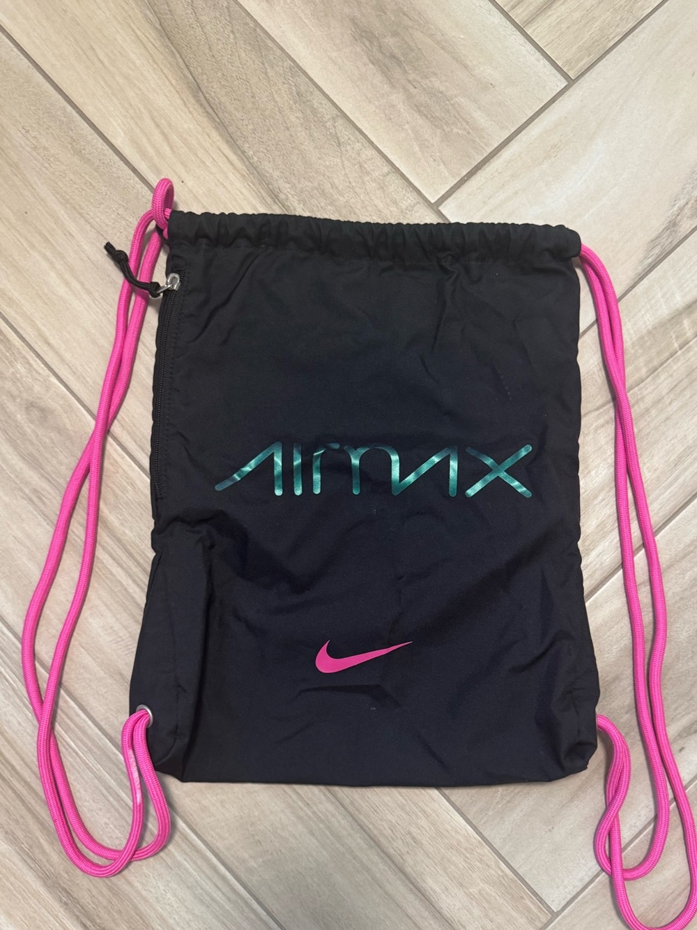 Nike Air Max Black Drawstring Gym Bag with Pink Cords